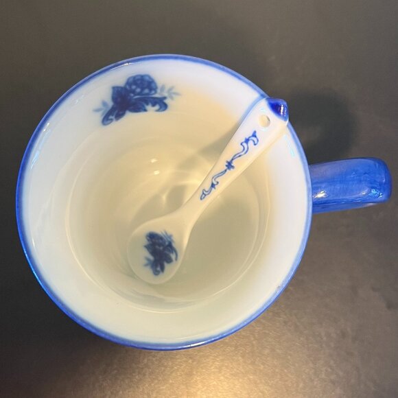 Vintage Flow Blue Transferware Floral Porcelain Cup Mug w/ Spoon ~ Cobalt Blue - Picture 9 of 14